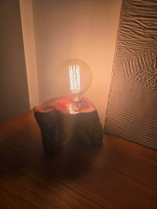 Lámpara Artesanal Madera Maciza Olivo Pieza Única