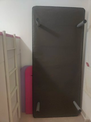 Habitación infantil modular morada y rosa