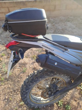 Voge 300 Rally Plata/Amarillo con muchos extras