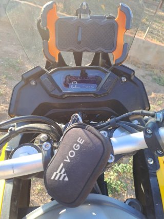Voge 300 Rally Plata/Amarillo con muchos extras