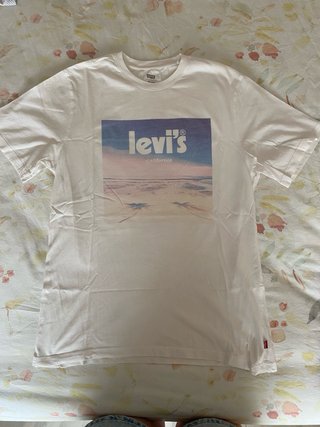 2 Camisetas Levi’s