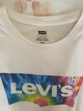2 Camisetas Levi’s