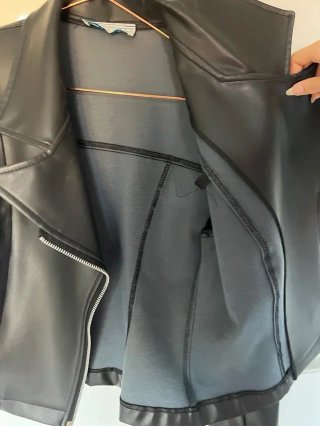 Chaqueta Polipiel Negra | Talla L | Buen Estado