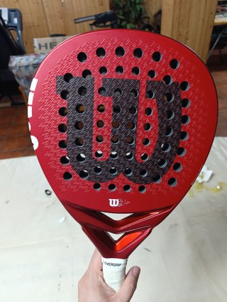 Pala de pádel Wilson Bela Pro V2.5 Roja