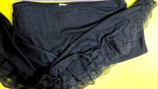 Falda negra M/L 3 eur!