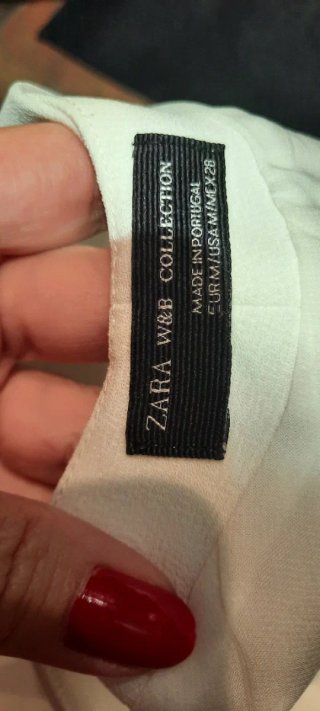 Blusa Zara tachuelas