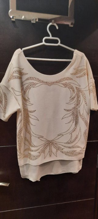 Blusa Zara tachuelas