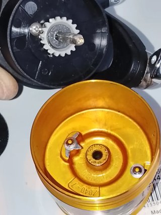 Carrete pesca Shimano  4000