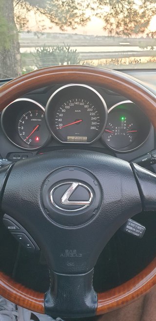 Lexus SC 2001