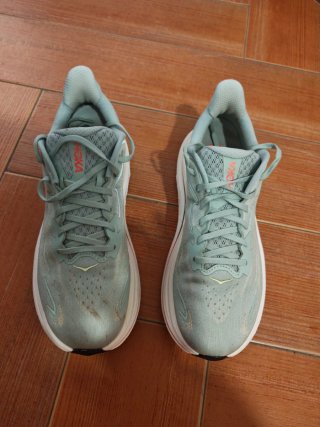 Hoka clifton 10