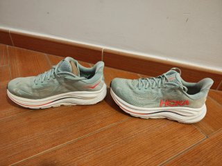 Hoka clifton 10