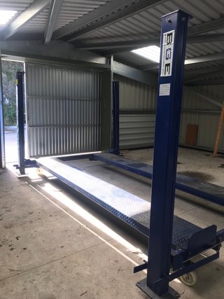 Elevador de 4 columnas para taller