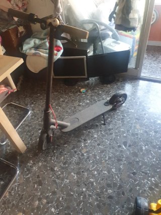 Patinete para reparar o piezas