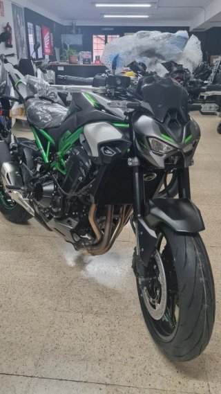 6 2025/26  VER DESCRIPCIÓN OFERTA KAWASAKI Z900/E/