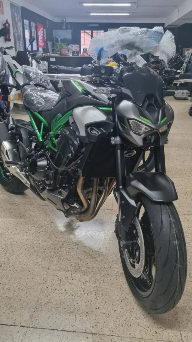 6 2025/26  VER DESCRIPCIÓN OFERTA KAWASAKI Z900/E/