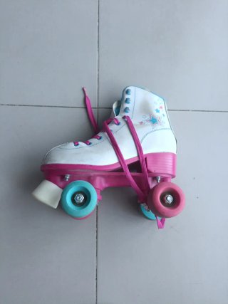 Patines de 4 ruedas para niña