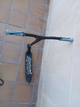 Monopatín freestyle negro, most wanted