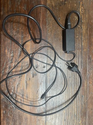 Lenovo 300e Chromebook 2nd Gen + Cargador Original