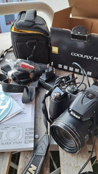 Cámara Nikon Coolpix P520 + Accesorios !!