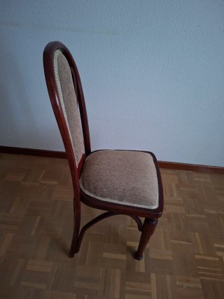 Silla comedor clásica de madera y tapizada Vintage