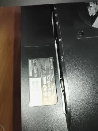 Monitor HD 1080p 60HZ 24 pulgadas + cable HDMI