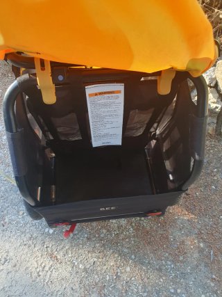 Remolque niño para bicicleta