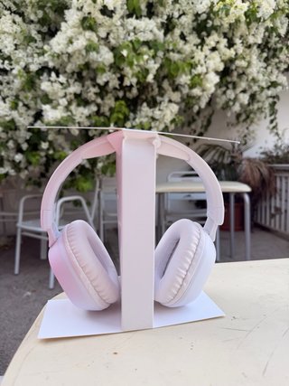 Cascos Inalámbricos Bluetooth Negros y Blancos