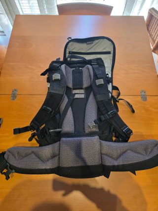Mochila Vanquest Ibex 35 Negra Táctica