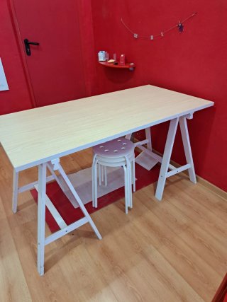 Mesa de escritorio 1.40m x 0.70m