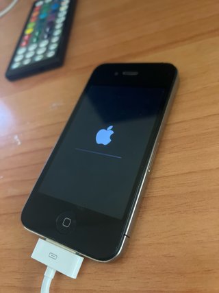 iPhone 4 Negro/Plata