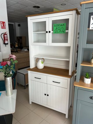 Mueble de cocina vitrina madera y cristal