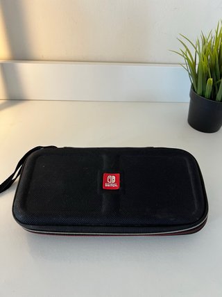 ¡Como Nueva! Nintendo Switch + Funda Original