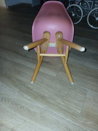 Silla niña rosa
