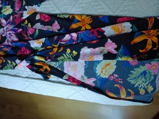 Mono flores GUESS