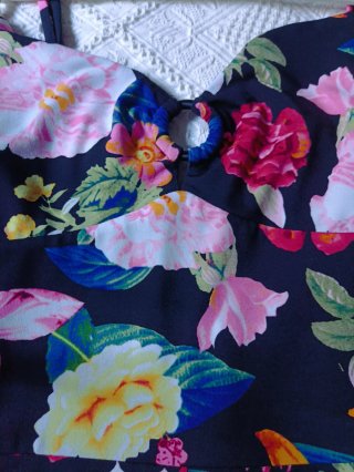 Mono flores GUESS