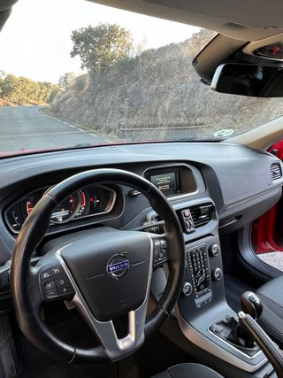 Volvo V40 2014