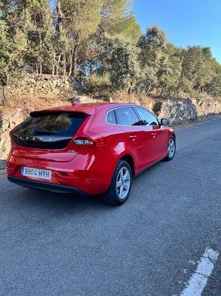 Volvo V40 2014