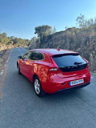 Volvo V40 2014