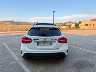 MERCEDES GLA 45 AMG 381CV 4 MATIC 2017