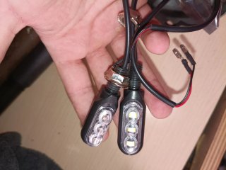 Mini intermitentes LED universales