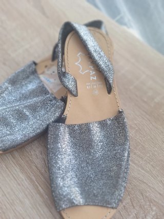 Sandalias Marypaz plateadas talla 39