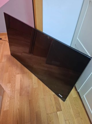 smart TV 55' Samsung QLED Q7F pantalla rota
