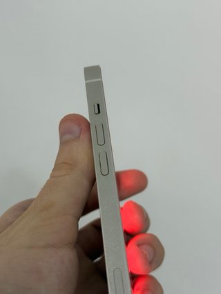 iPhone 14 128GB Starlight
