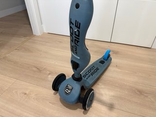 Patinete infantil Scoot and Ride