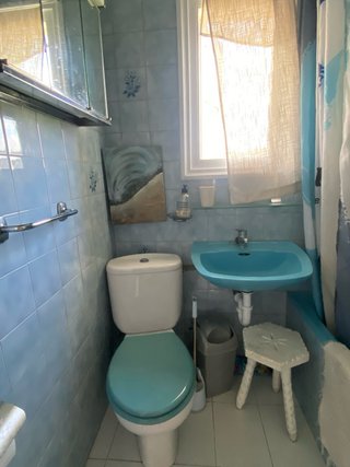 Se alquila habitación