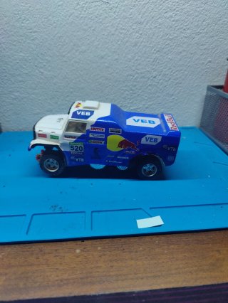 Camion raid slot T5 shark
