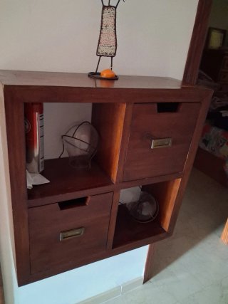 2 Estanterías de pared de madera