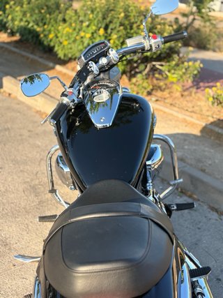 Intruder 1800