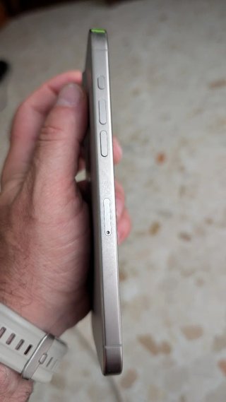 iPhone 15 Pro Max Plata de 256 gigas