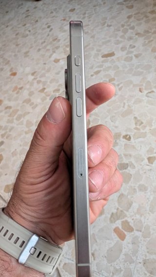 iPhone 15 Pro Max Plata de 256 gigas
